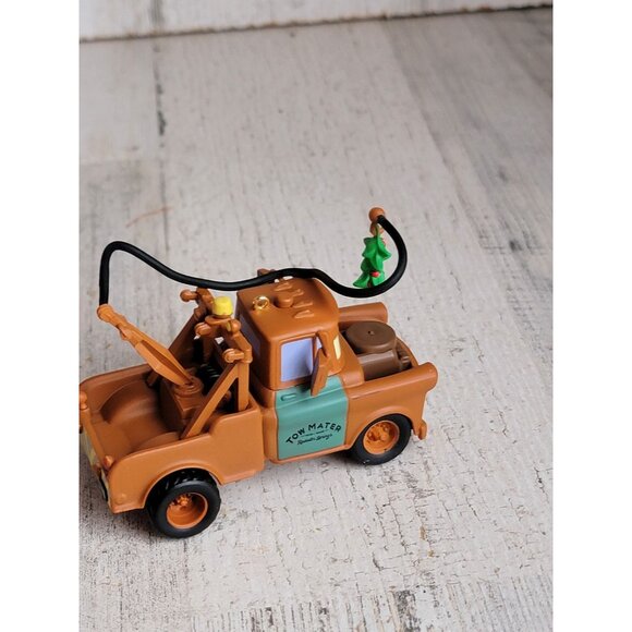 Hallmark mistletoe Mater Cars Disney Magic ornament Xmas - Picture 5 of 6